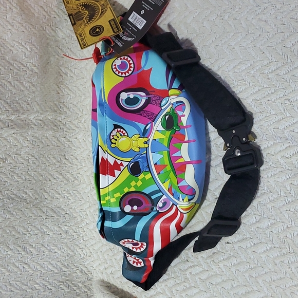 SPRAYGROUND. MIND TRIP SAVVY CROSSBODY LTD ED. - Picture 6 of 8